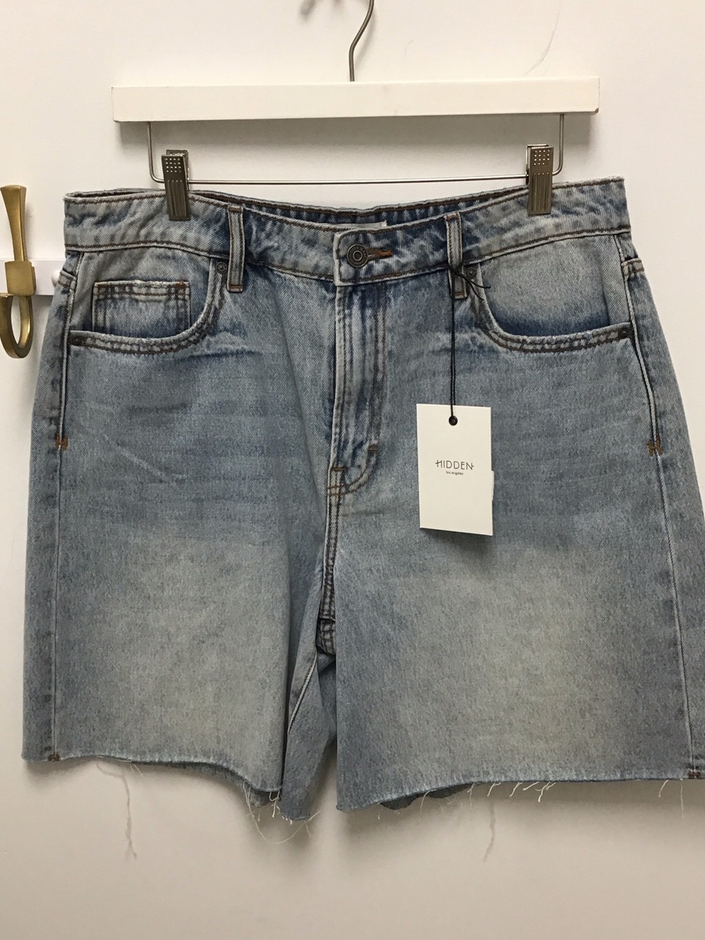 Light Wash Denim Cutoff Shorts - Hidden Brand marlin.